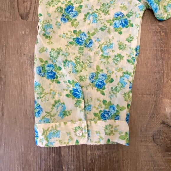 Bobbie Brooks lightweight sheer floral blouse with 3/4 sleeves. Women's size 2X - Picture 6 of 8